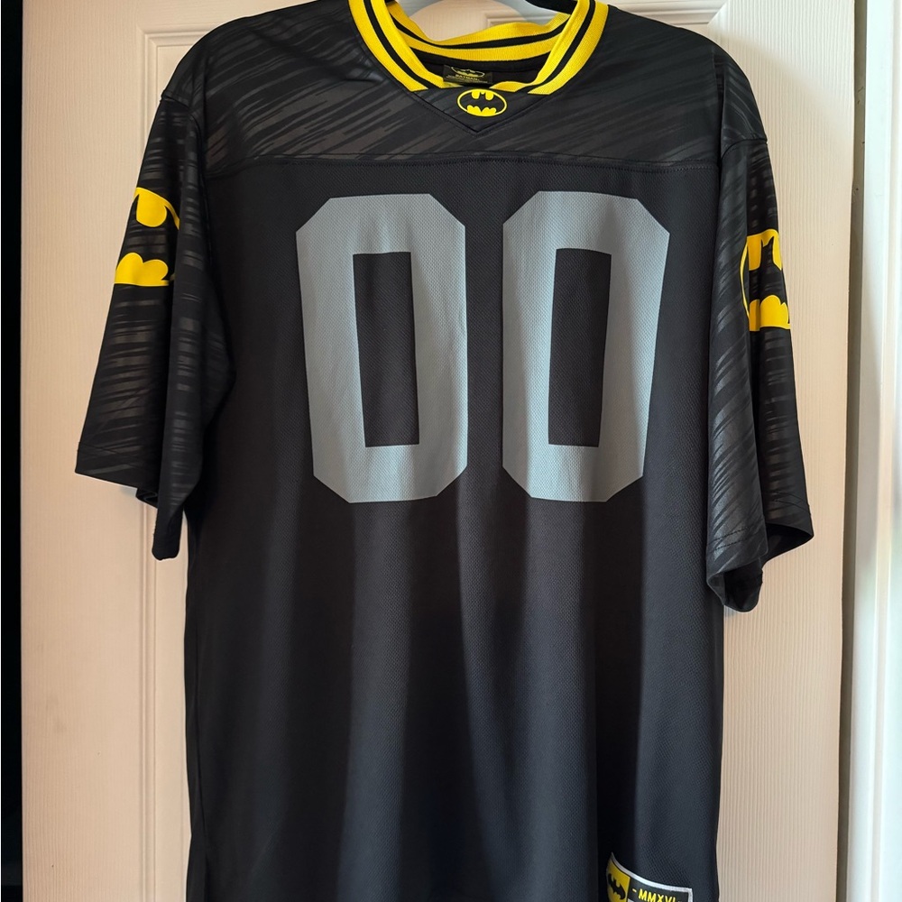 Batman Black and Yellow Men's Jersey